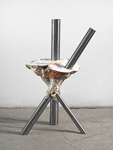 Maya Bringolf, Cross Kneader, 2023. Installation view